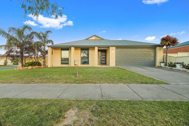 Picture of 98 Ellavale Drive, TRARALGON VIC 3844