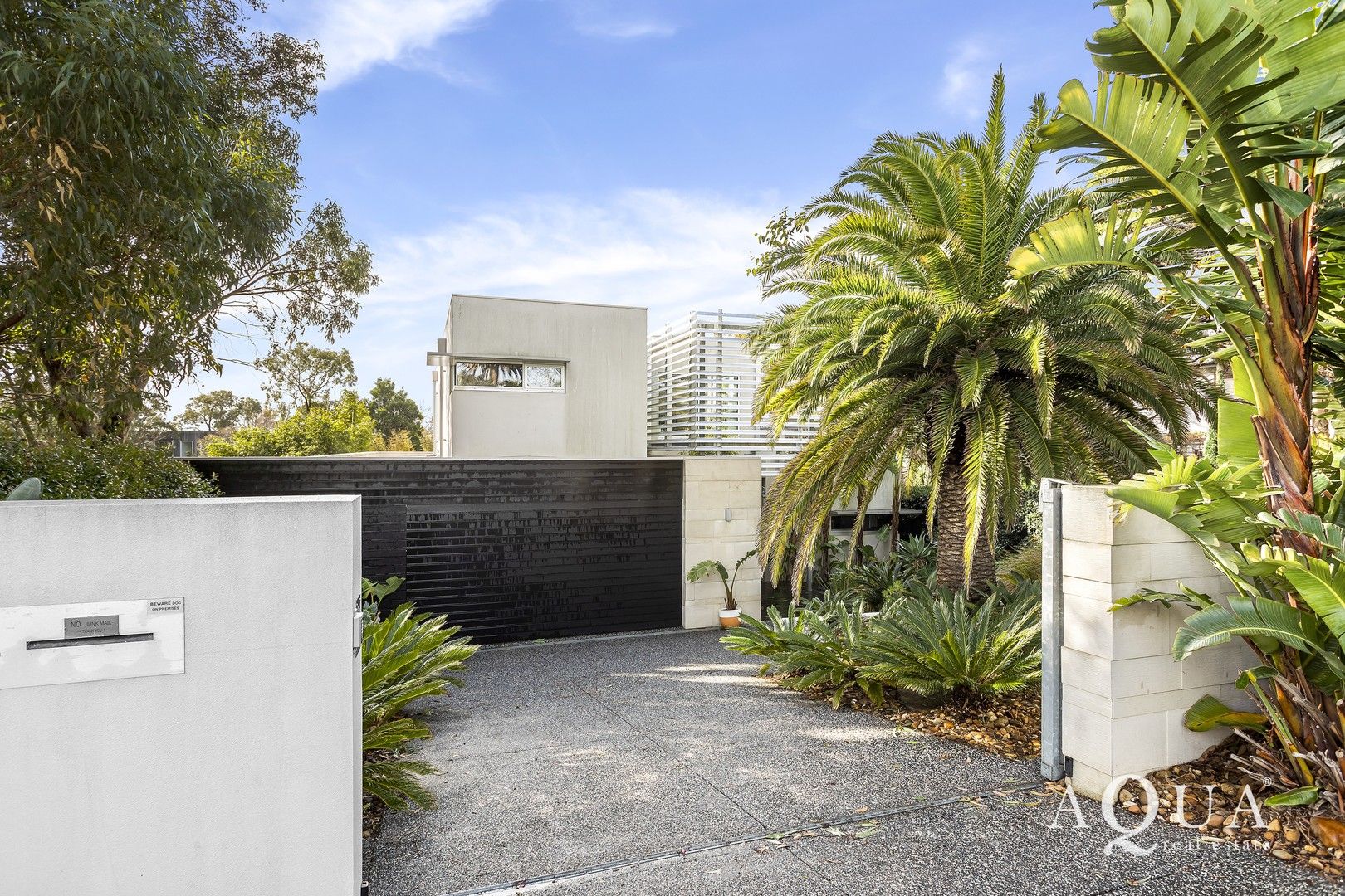 34 Rosserdale Crescent, Mount Eliza VIC 3930, Image 0