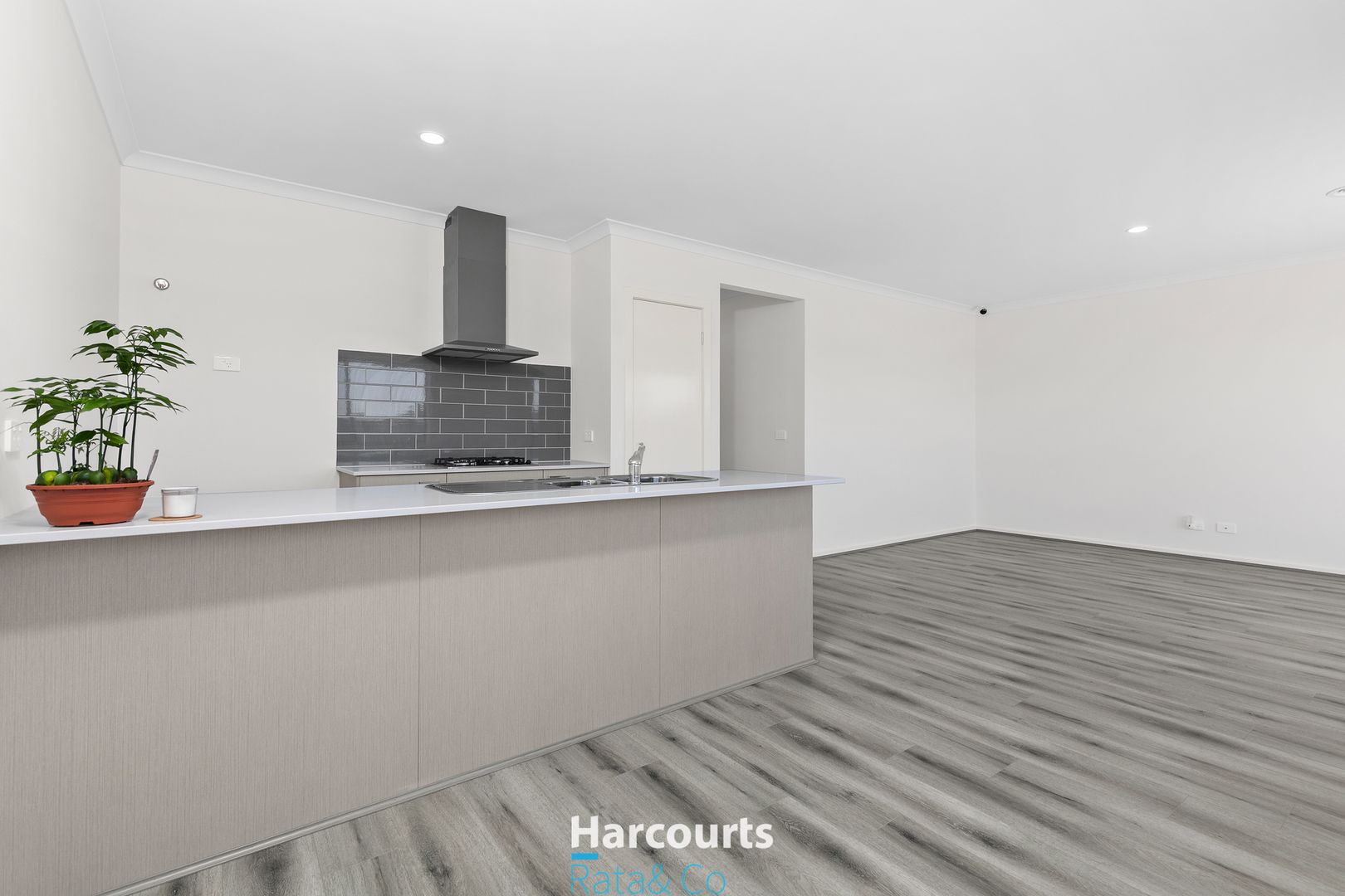 26 Echidna Drive, Beveridge VIC 3753, Image 2