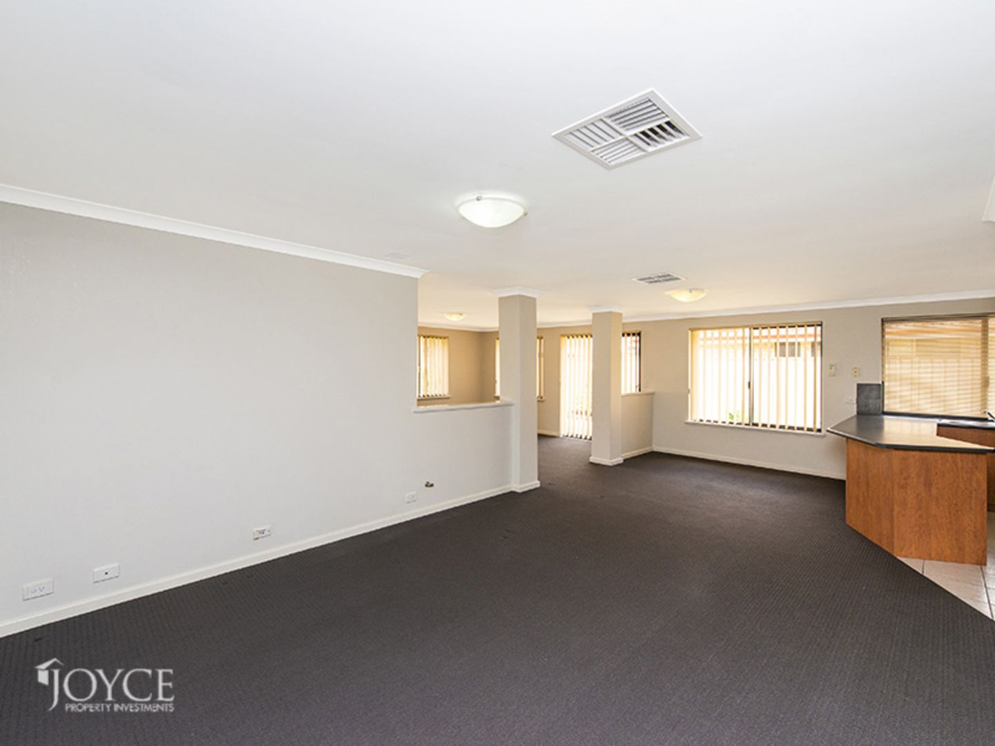 30 Diosma Way, Canning Vale WA 6155, Image 2