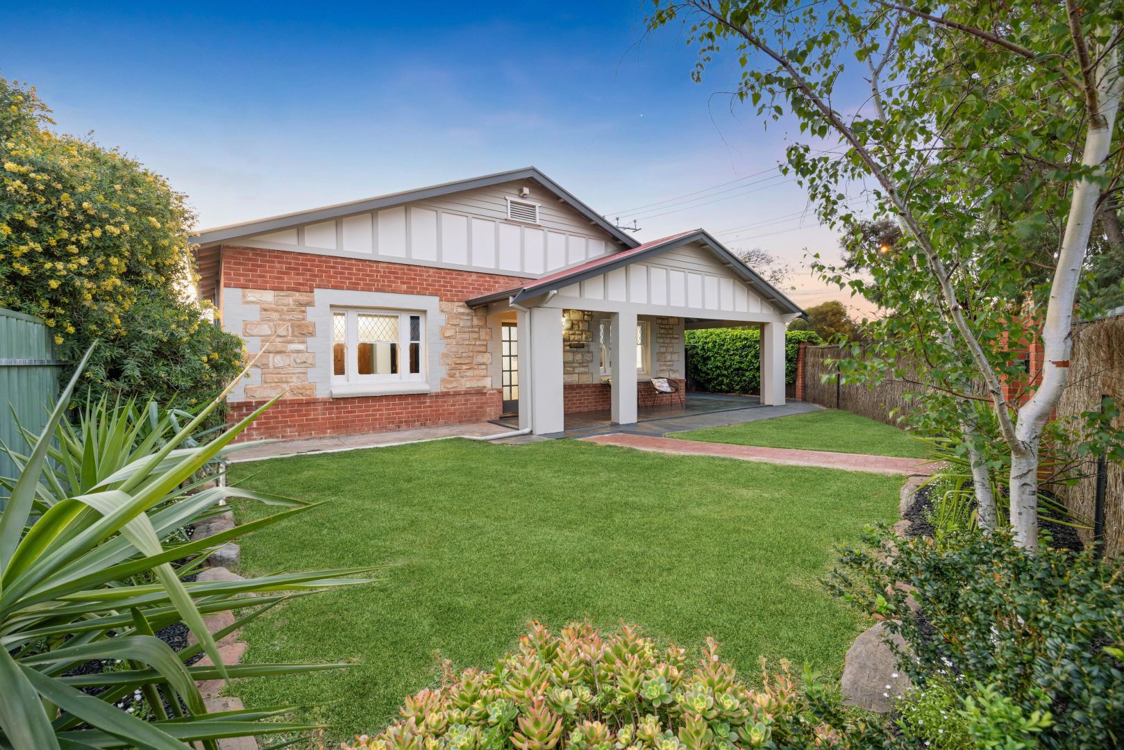 2 Olveston Avenue, Beverley SA 5009, Image 1