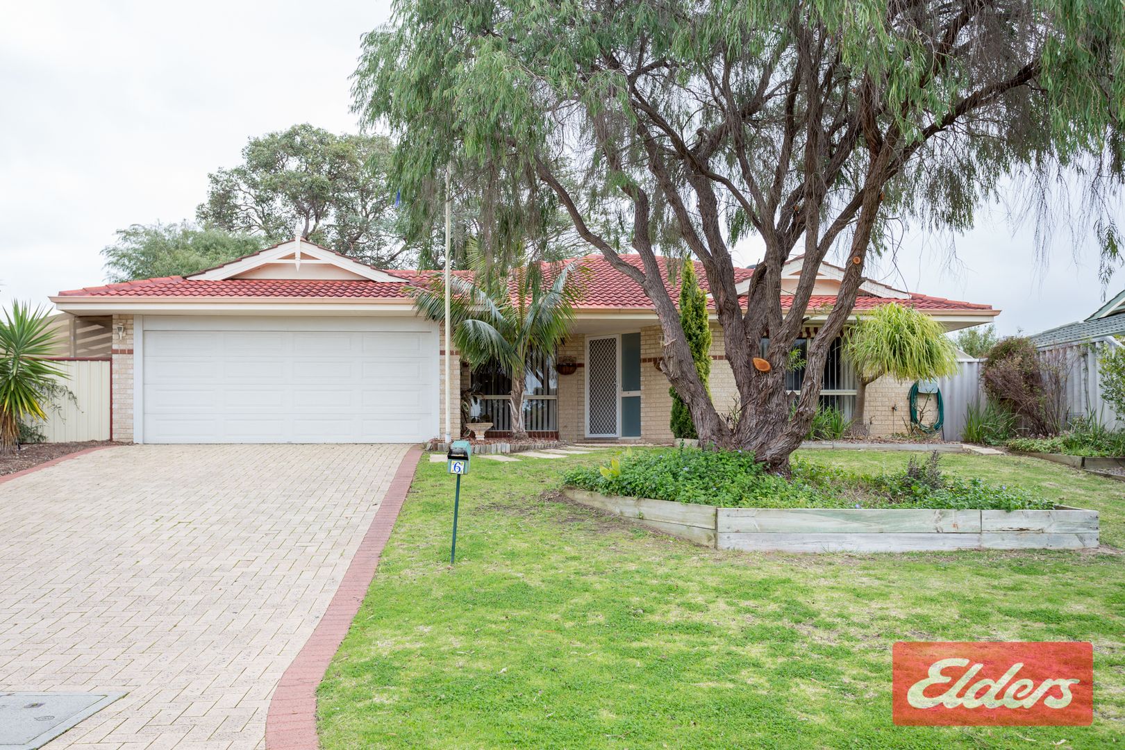 6 Firethorn Place, Eaton WA 6232