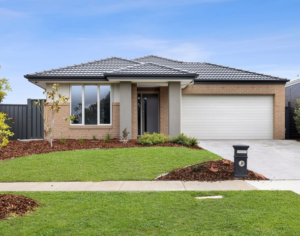 44 Arranmore Drive, Miners Rest VIC 3352
