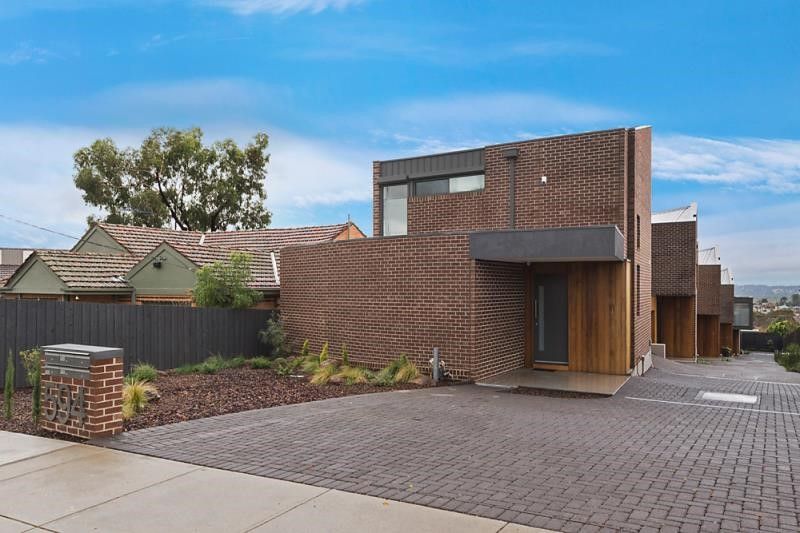 2 bedrooms Townhouse in 1/594 Upper Heidelberg Road HEIDELBERG VIC, 3084