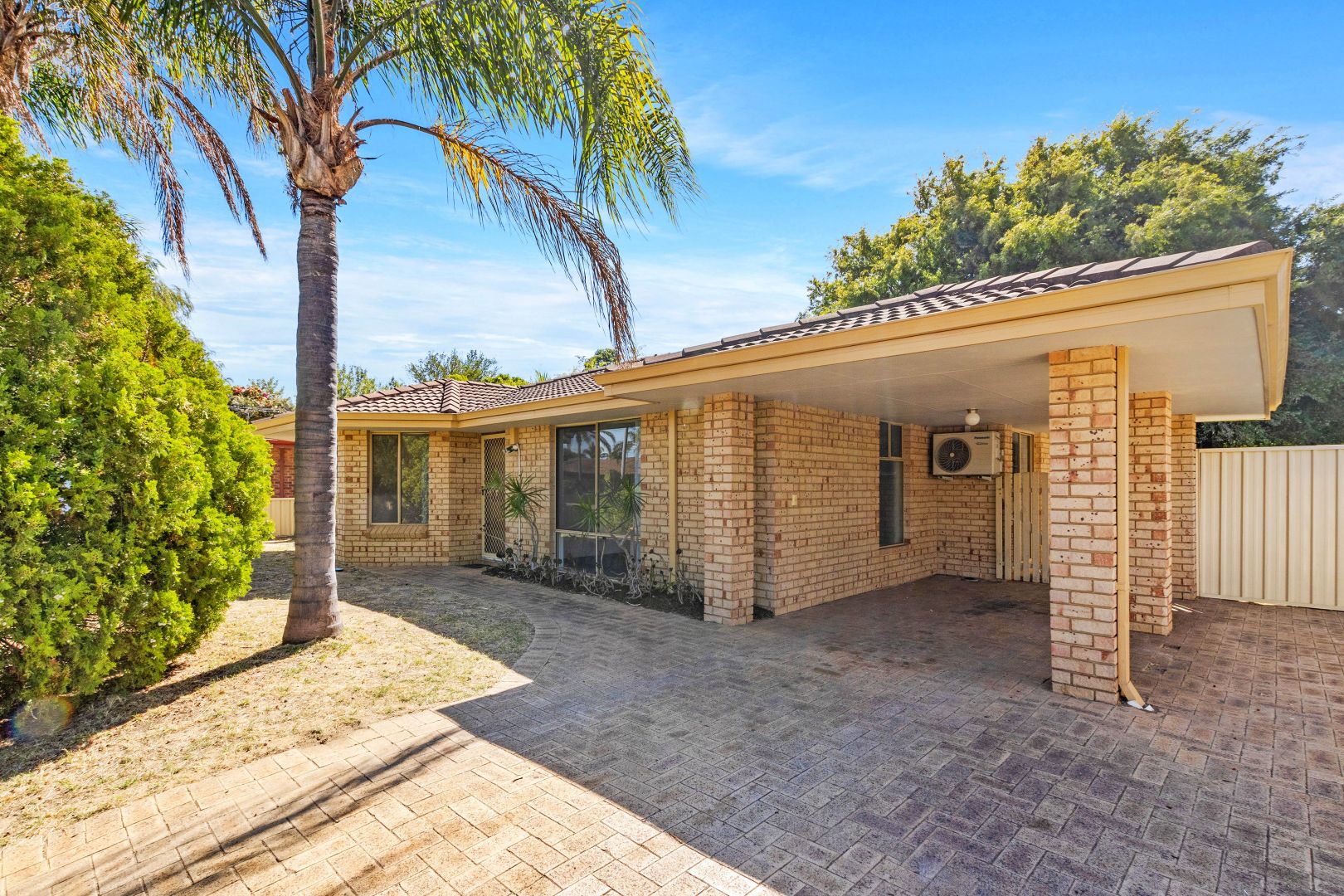 4 Kalgan Close, Heathridge WA 6027 House For Rent 580 Domain