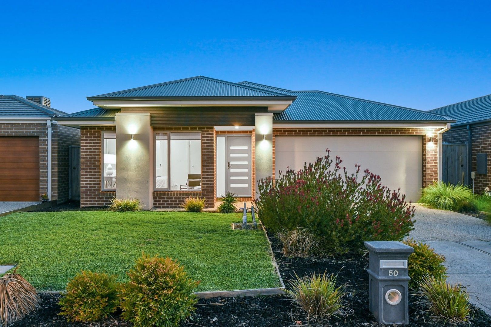 4 bedrooms House in 50 Skylark Boulevard CLYDE NORTH VIC, 3978