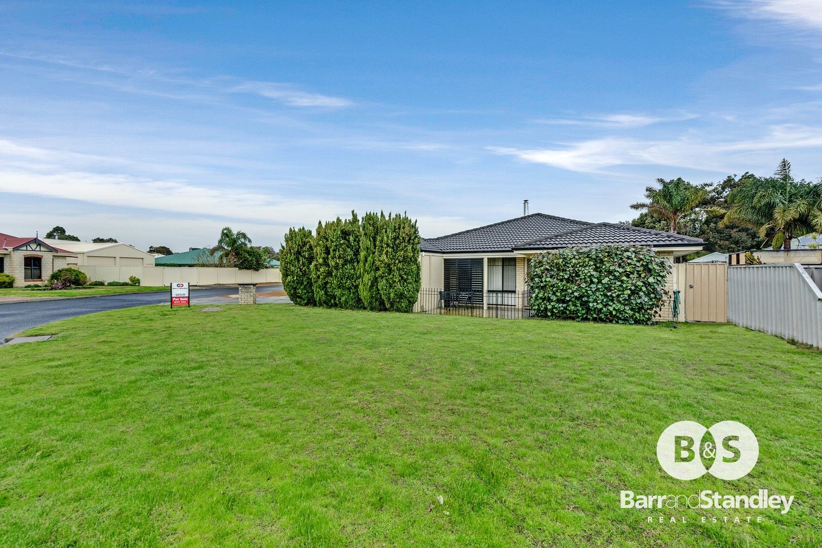 14 Rosebud Crescent, Eaton WA 6232, Image 0