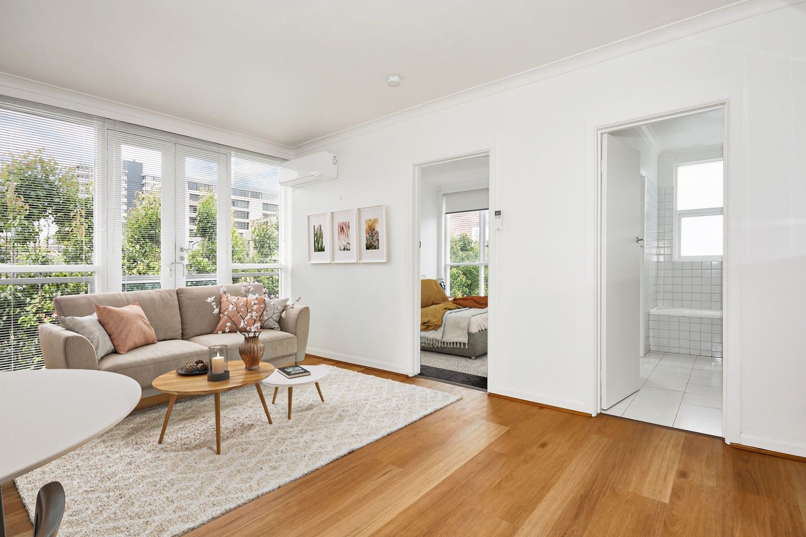 1 bedrooms Apartment / Unit / Flat in 17/105-107 Park Street ST KILDA VIC, 3182