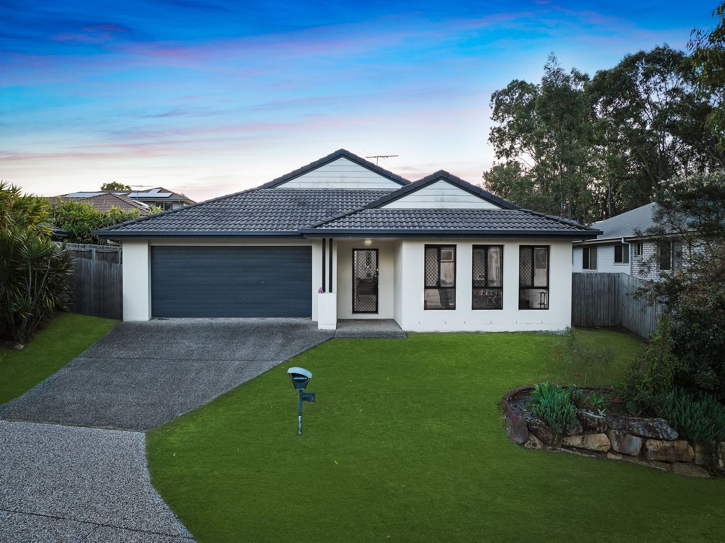 8 Berkeley Circuit, Bellbird Park QLD 4300