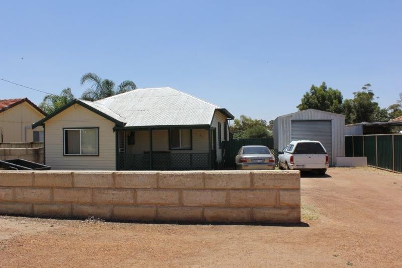 42 Churchill Street, Narembeen WA 6369, Image 0