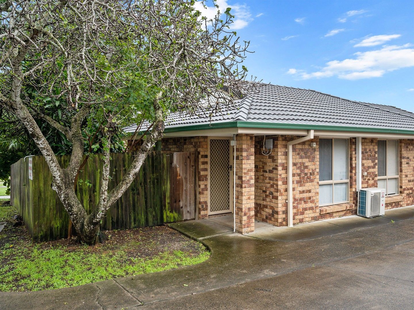 2 bedrooms House in 1/5 McBrien Court REDBANK PLAINS QLD, 4301