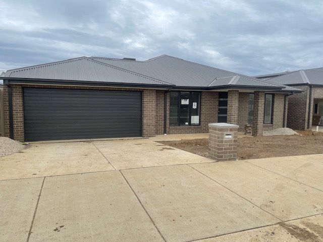 5 bedrooms House in 201 Ballarat-Carngham Rd WINTER VALLEY VIC, 3358