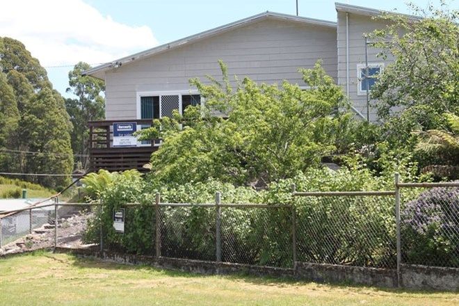 Picture of 24 Peters Street, TULLAH TAS 7321