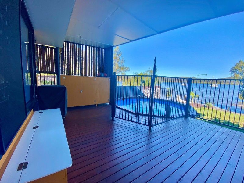 3 bedrooms House in 14 Emerson Street RUSSELL ISLAND QLD, 4184