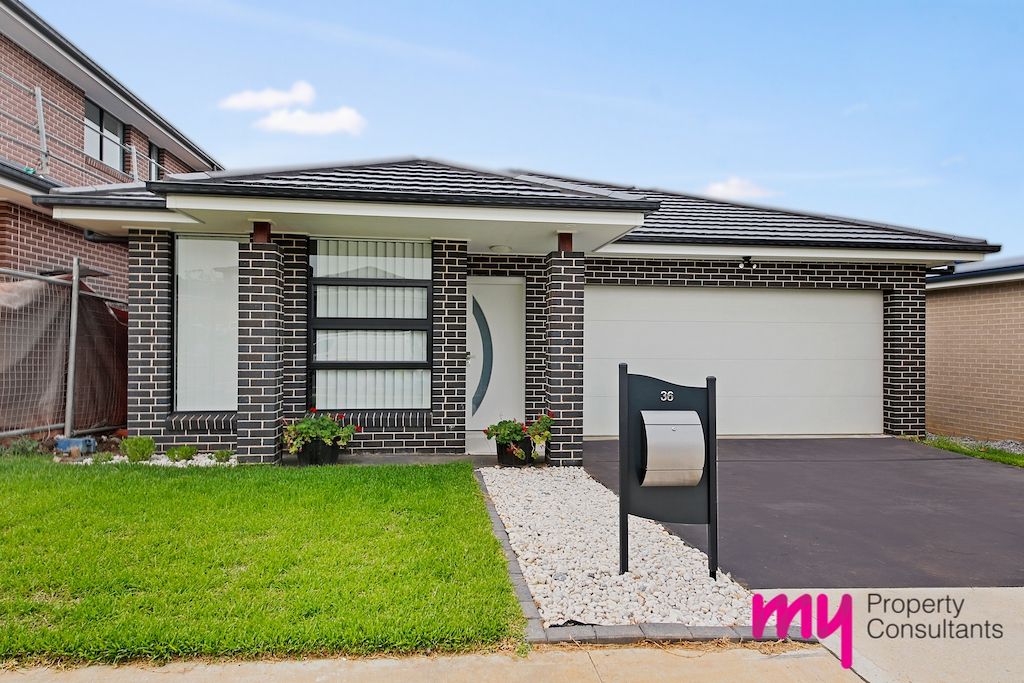 36 Arkley Avenue, Claymore NSW 2559