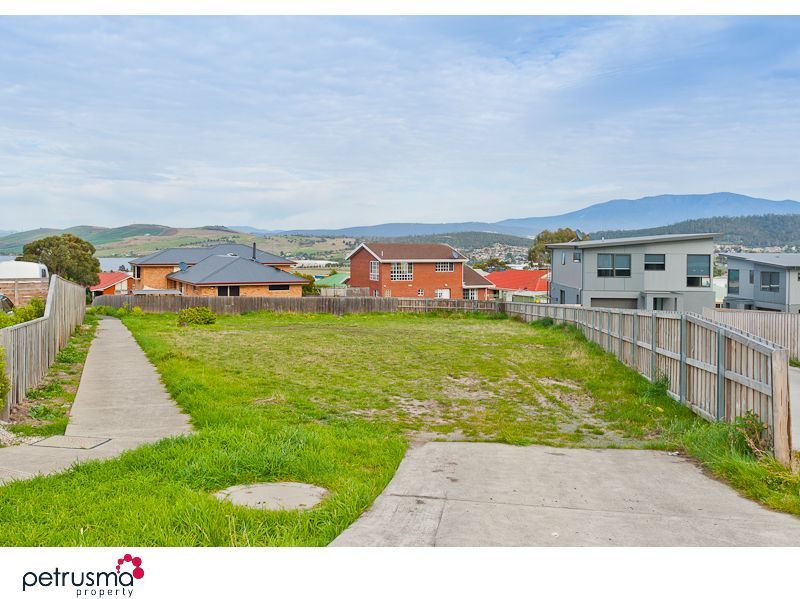 13 Ivy Close, OAKDOWNS TAS 7019, Image 2