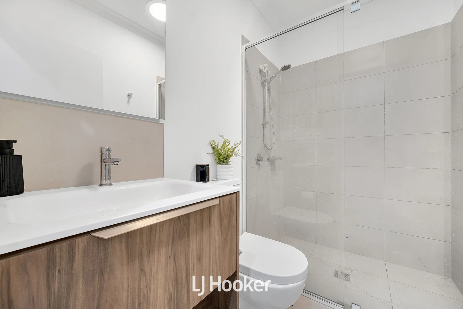 Additional image 12 of 10 Cricklewood Circuit, Narre Warren VIC 3805