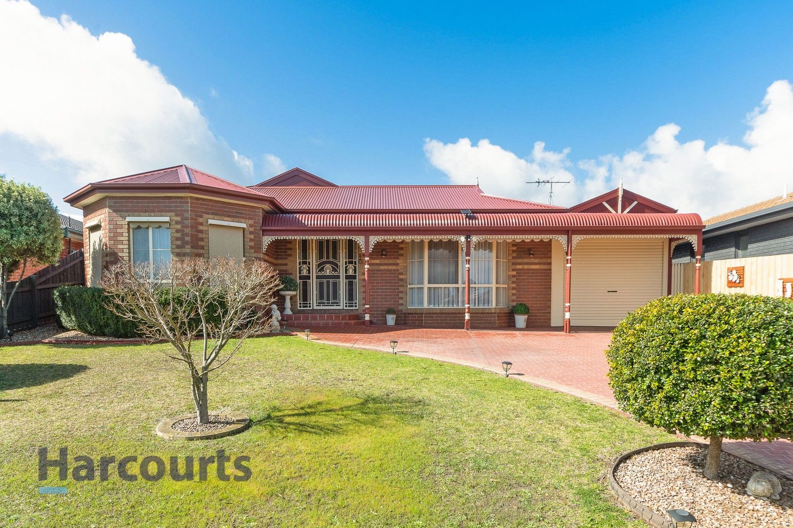 4 bedrooms House in 8 Goshawk Court CARRUM DOWNS VIC, 3201