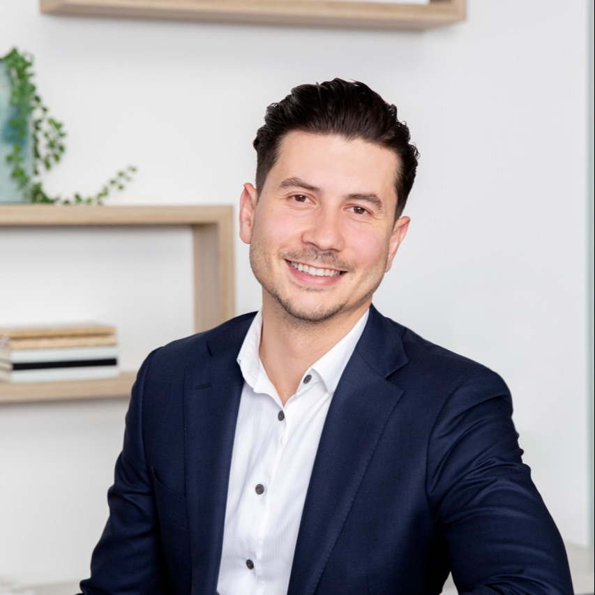 Luciano Xhuti