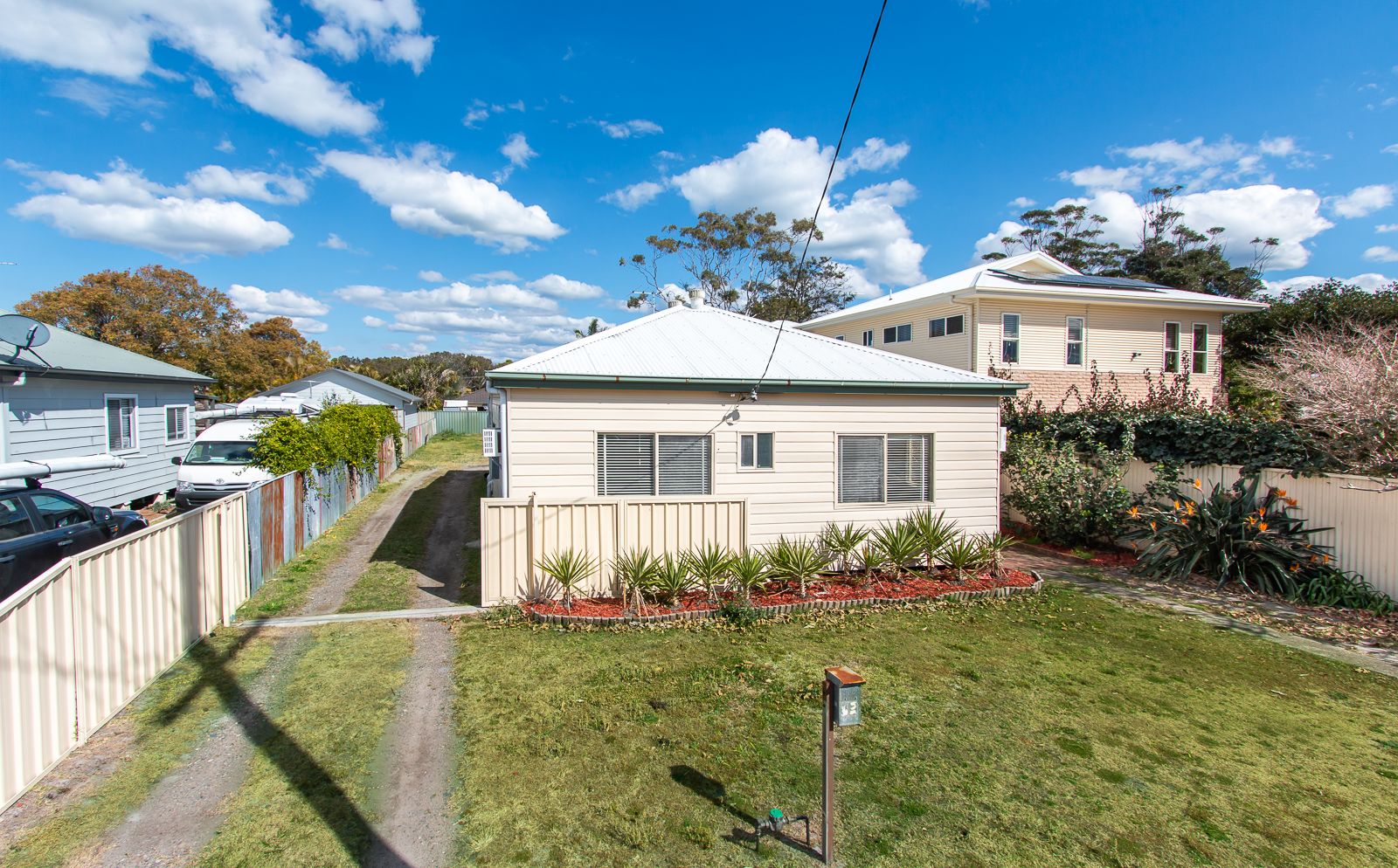 39 Piriwal Street, Pelican NSW 2281, Image 0