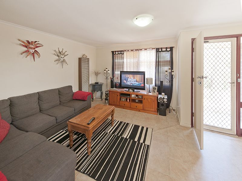 35 Ronald Drive, Salisbury East SA 5109, Image 1