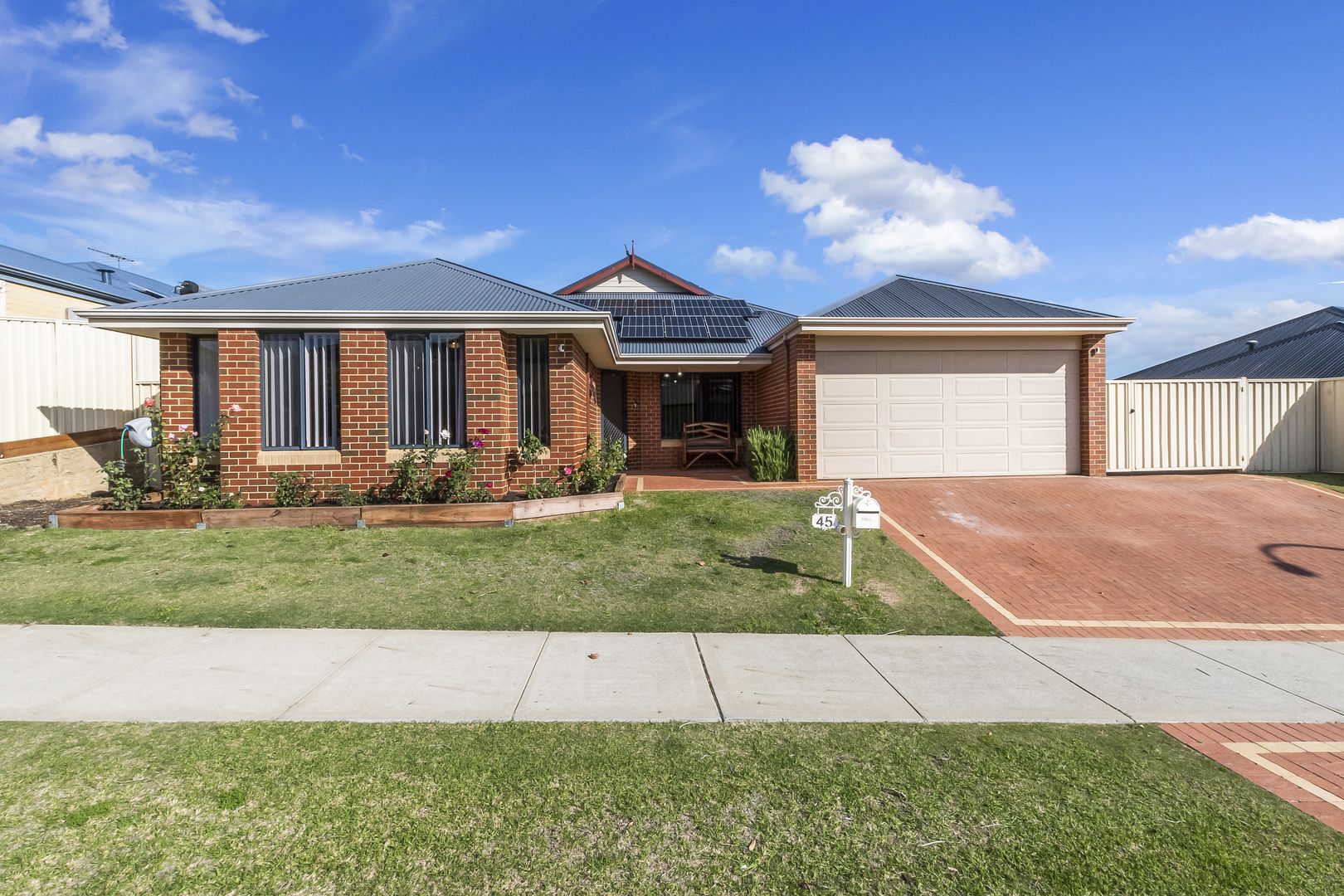 4 bedrooms House in 45 Cleland  Crescent BALDIVIS WA, 6171