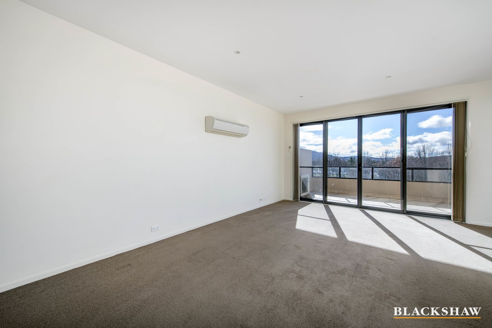 15/1 Drew Street, Greenway ACT 2900, Image 1