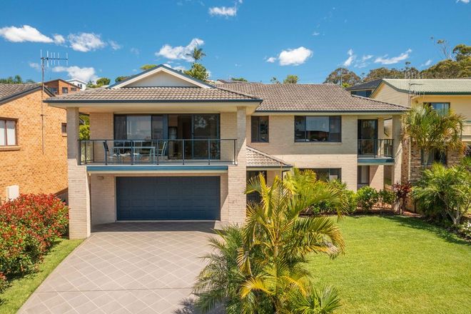 Picture of 6 Coromont Drive, RED HEAD NSW 2430