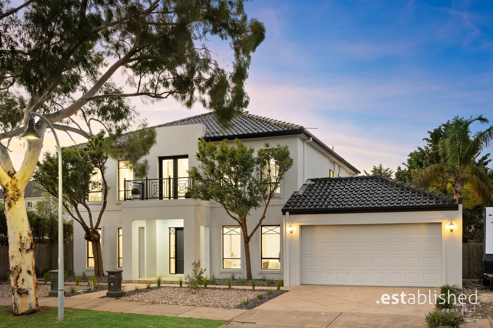 21 South Shore Avenue, Sanctuary Lakes VIC 3030