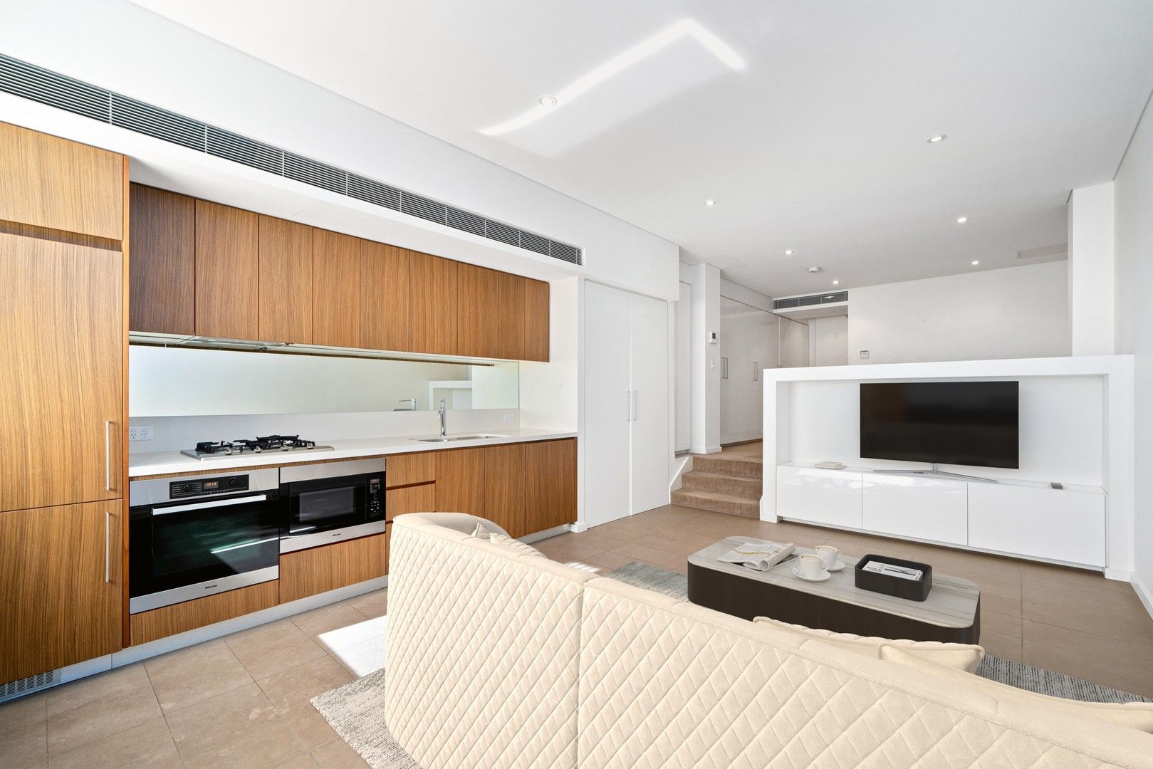 Studio in 2/230 New South Head Road, EDGECLIFF NSW, 2027