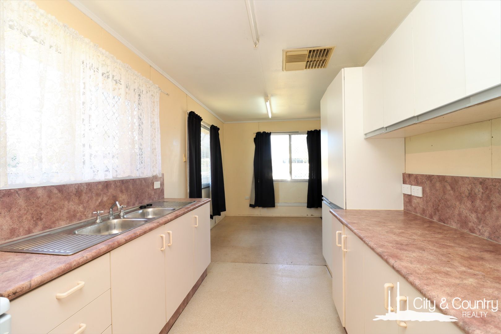 33 Abel Smith Parade, Mount Isa QLD 4825, Image 2