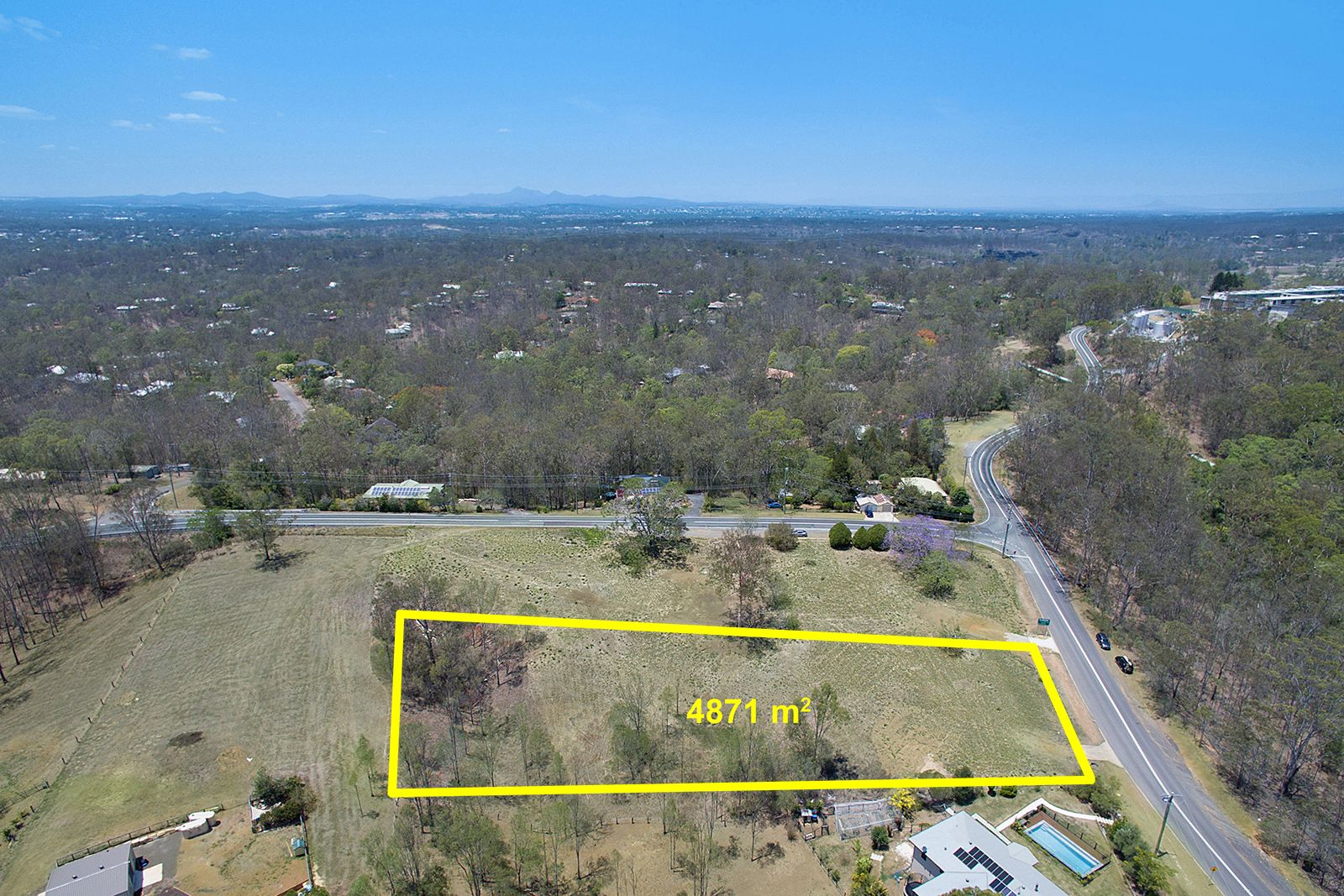 7 Lake Manchester Road, Mount Crosby Property History & Address