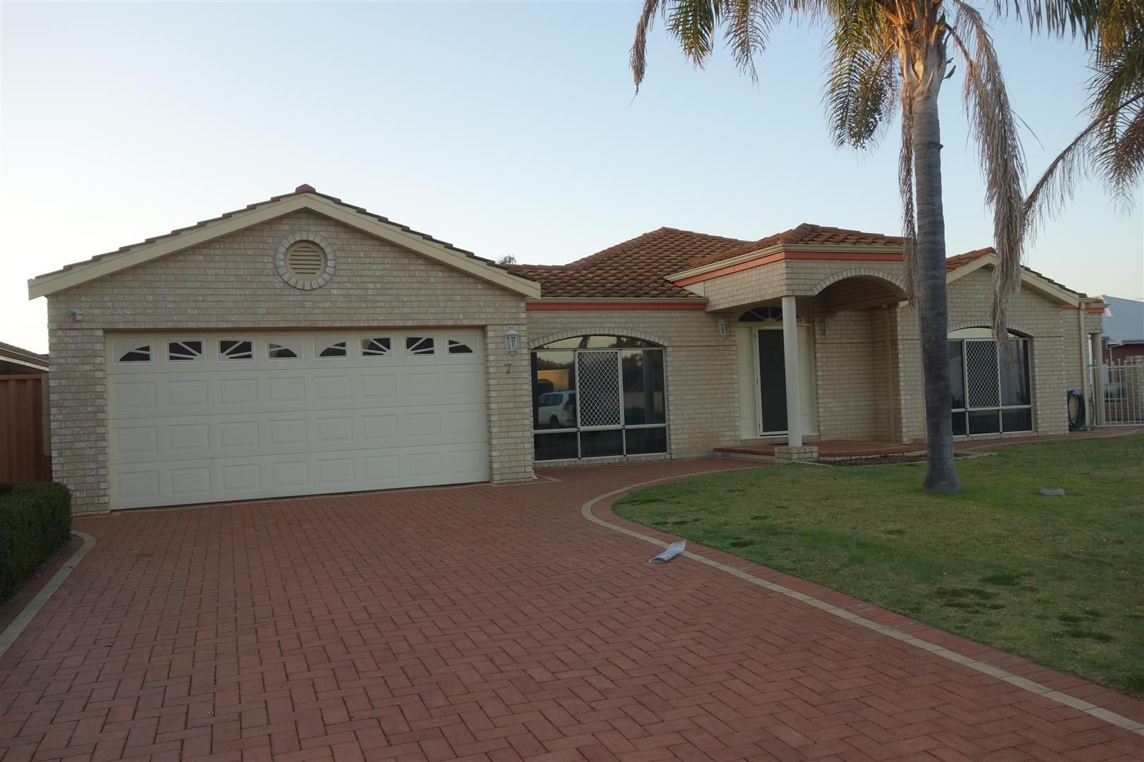 7 Troon Court, Pelican Point WA 6230, Image 0