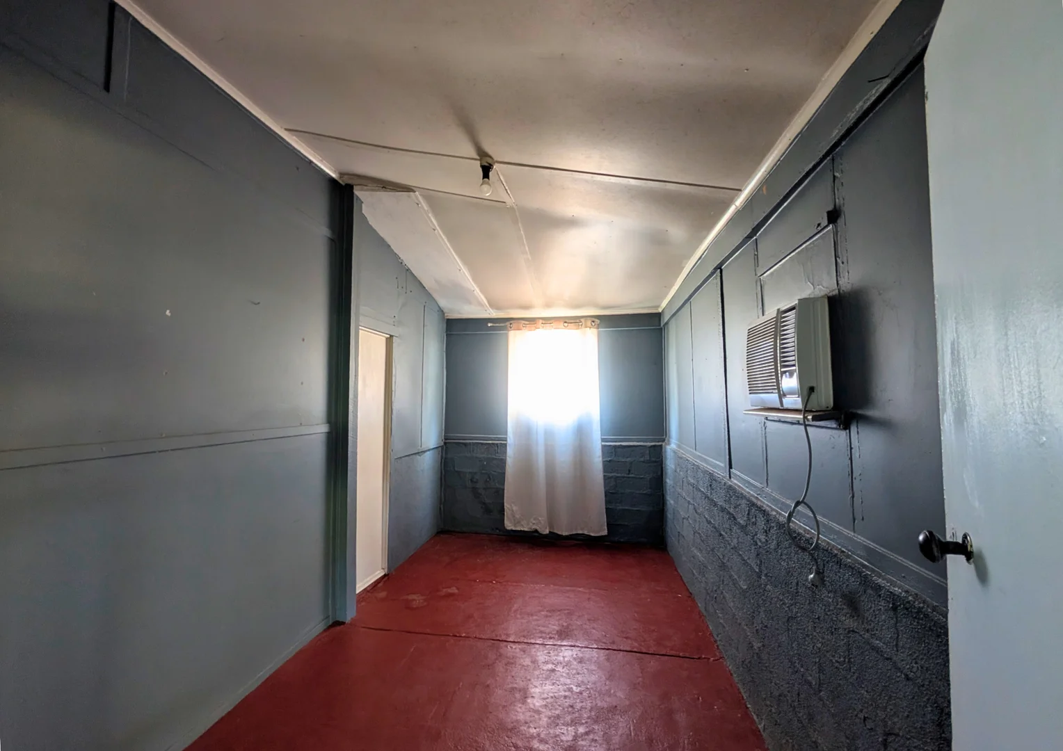 Image 12