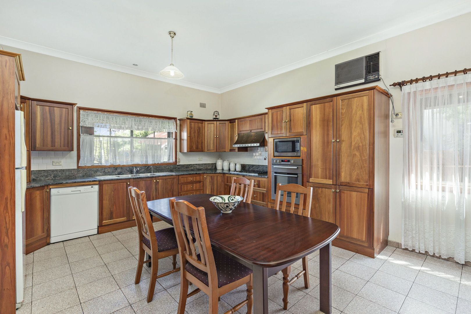 105 Coronation Parade, Strathfield South NSW 2136, Image 2