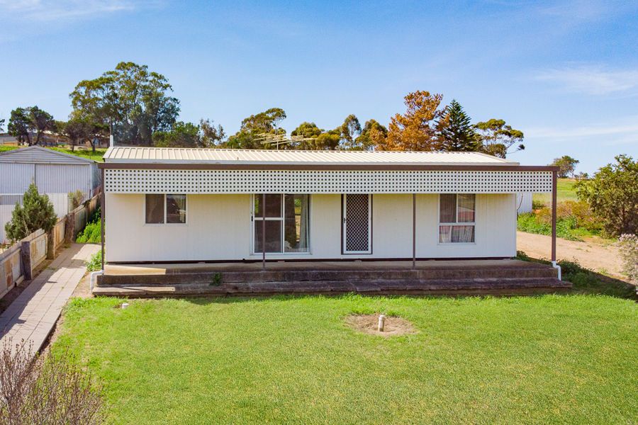 8 Moore Street, Murray Bridge SA 5253, Image 0