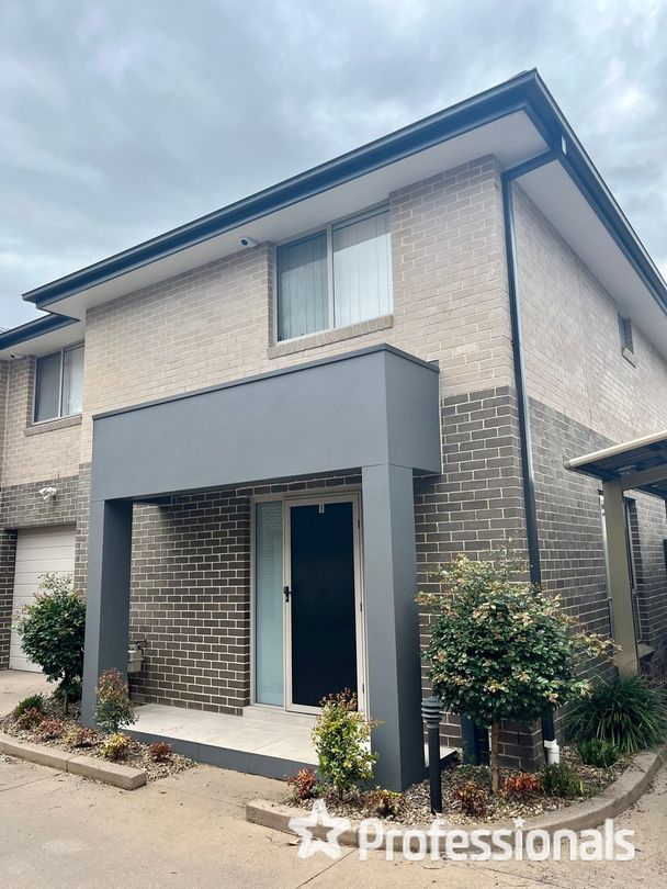 2 bedrooms Townhouse in 8/67 Sydney Street ST MARYS NSW, 2760