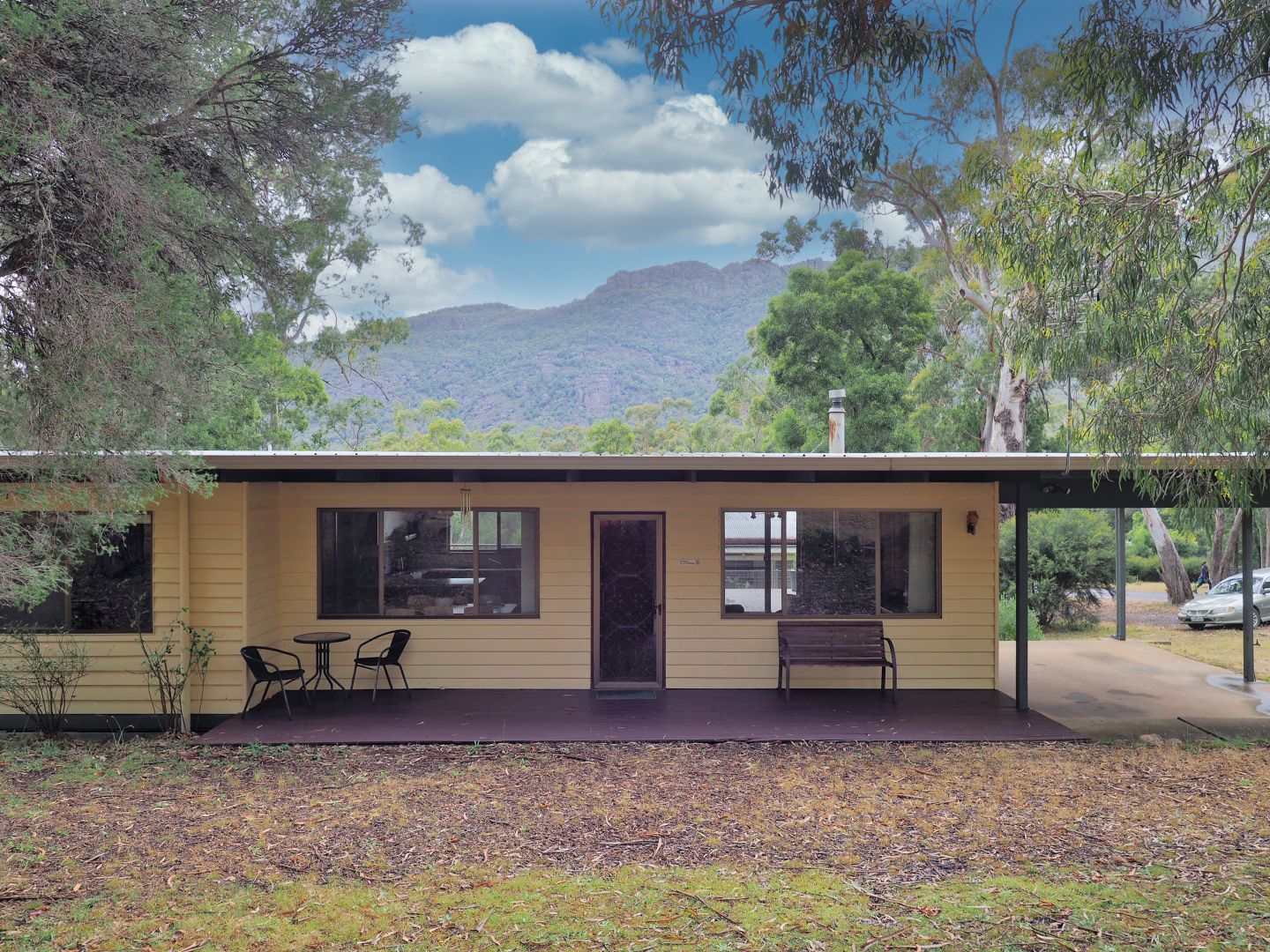 10 Young Road, Halls Gap VIC 3381, Image 1