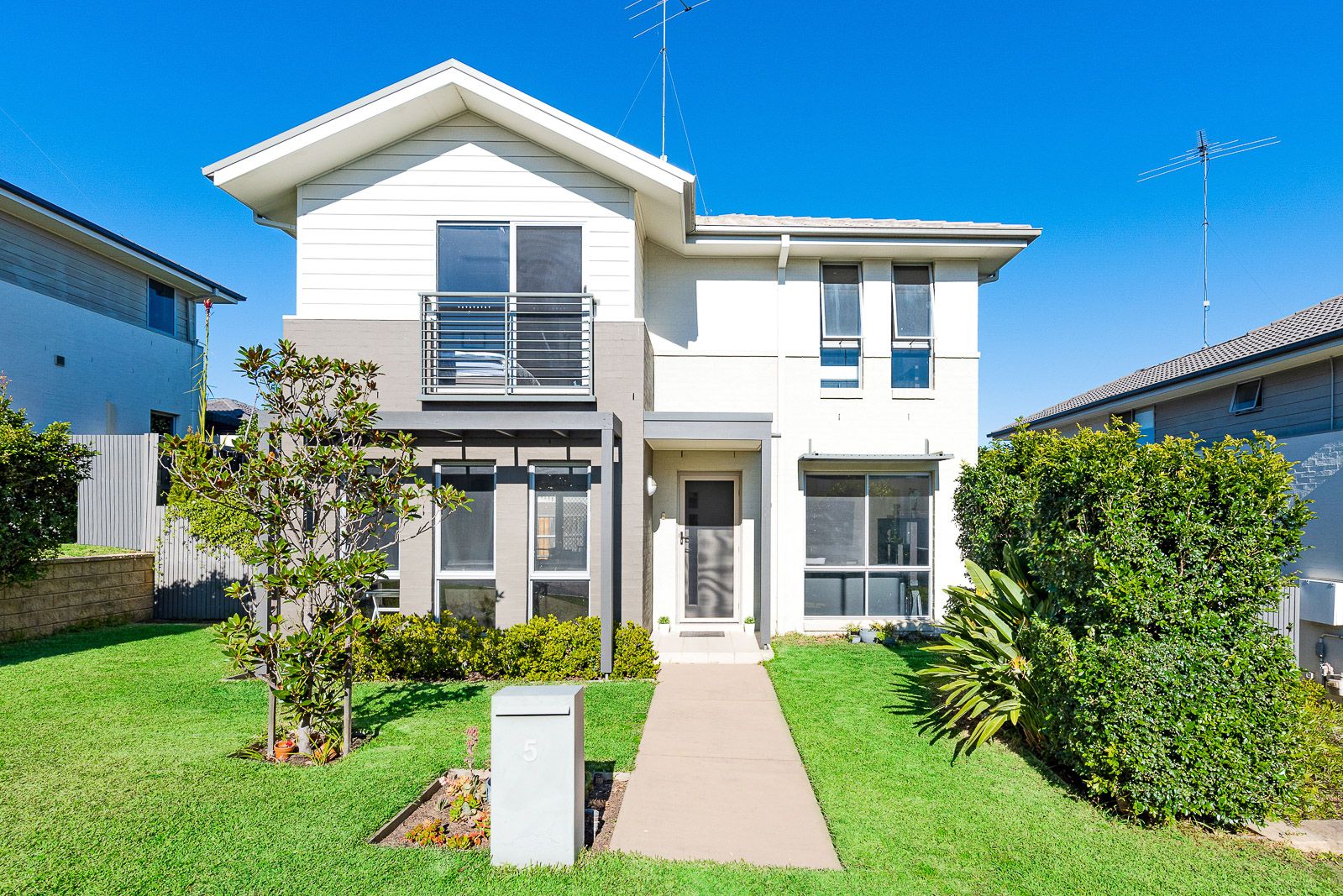 5 Mindona Street, Leumeah NSW 2560, Image 0