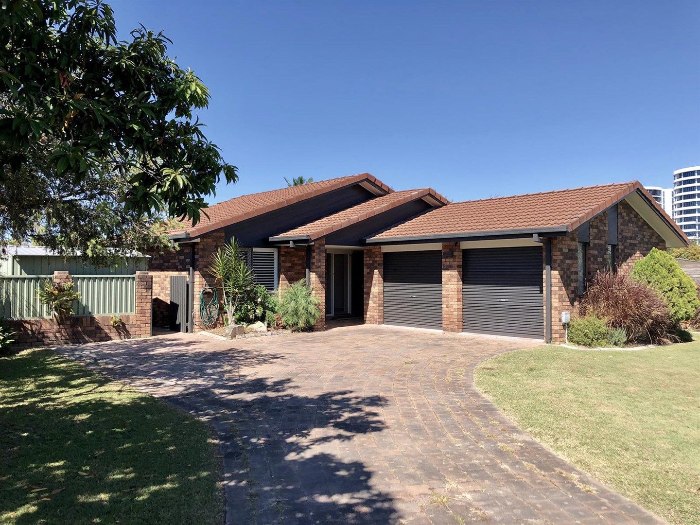 14 Thompson Street, Biggera Waters QLD 4216, Image 1