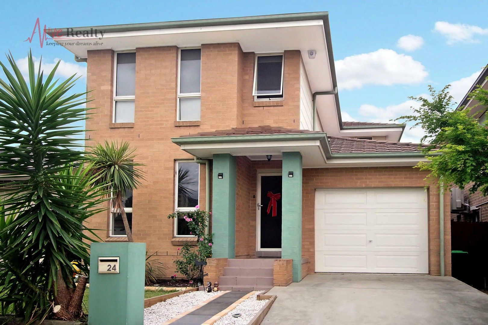 24 Hoy St, Moorebank NSW 2170, Image 0