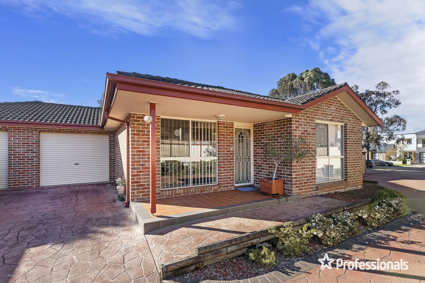 2/95 MacKenzie Street, Revesby NSW 2212, Image 0