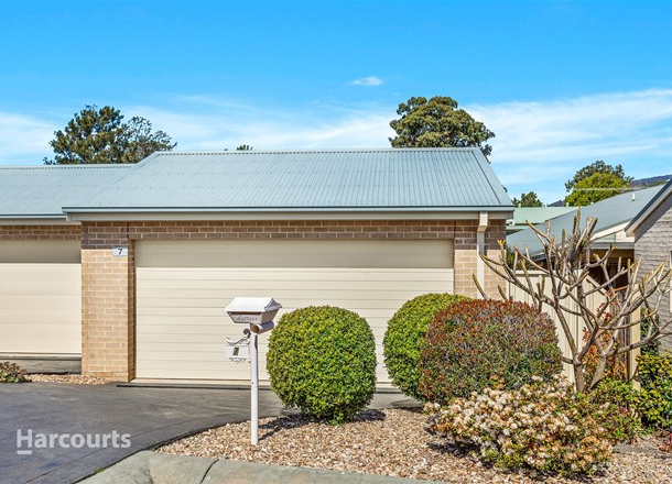 7 Mountainview Mews, Albion Park NSW 2527