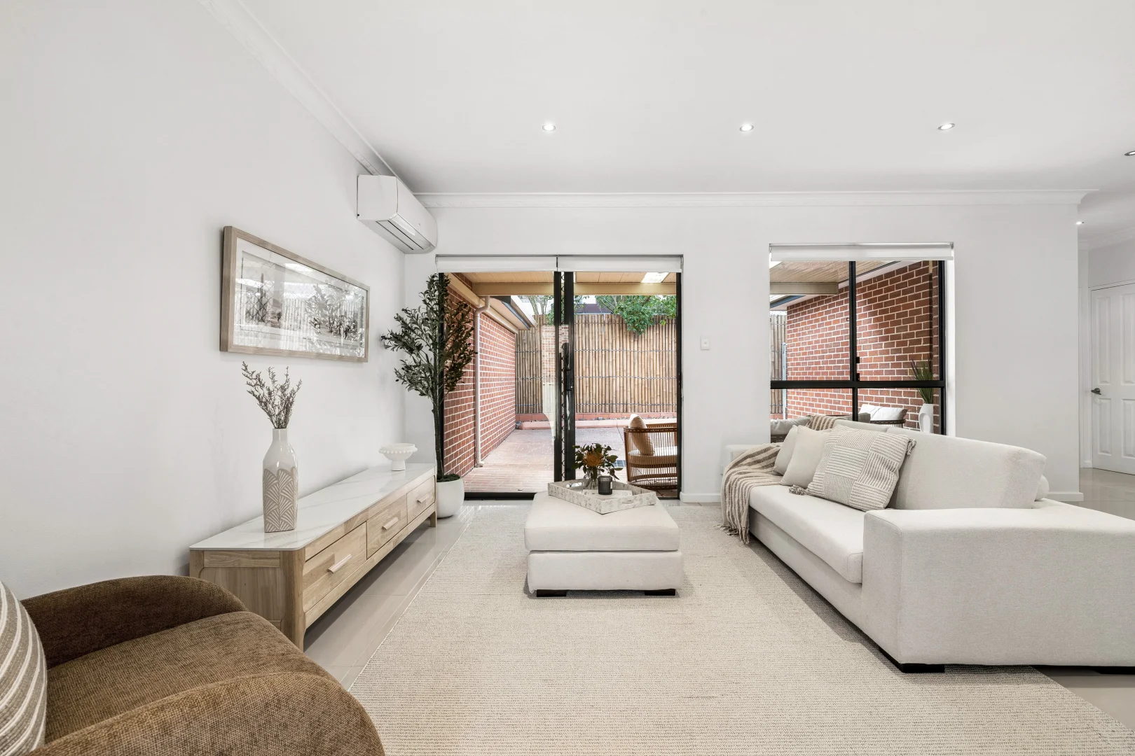 Additional image 2 of 2/42 Flora Street, Roselands NSW 2196