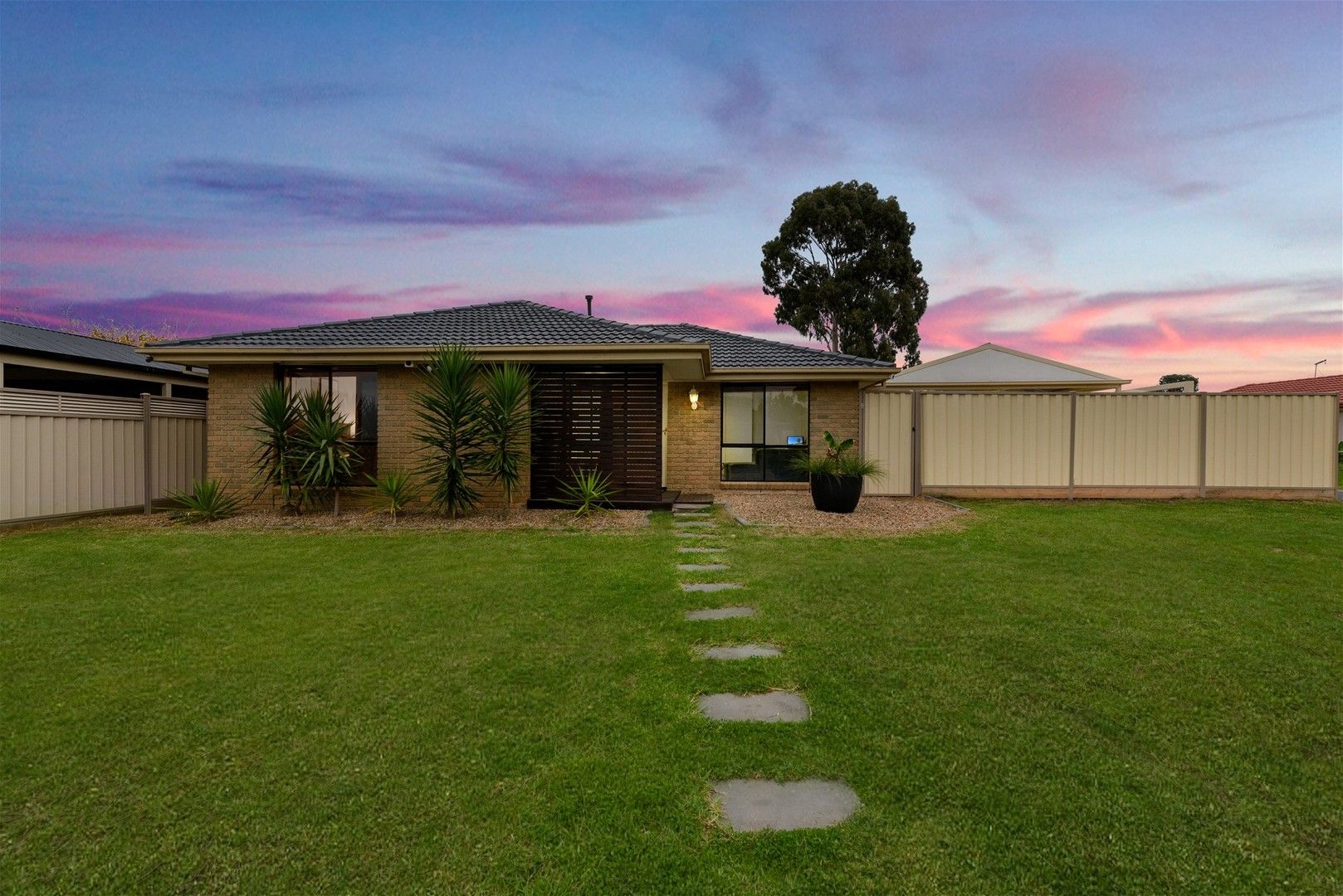 3 Quartz Street, Delahey VIC 3037, Image 0