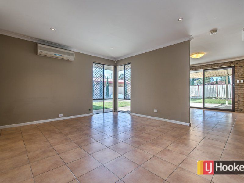 4 Jewel Court, Langford WA 6147, Image 2