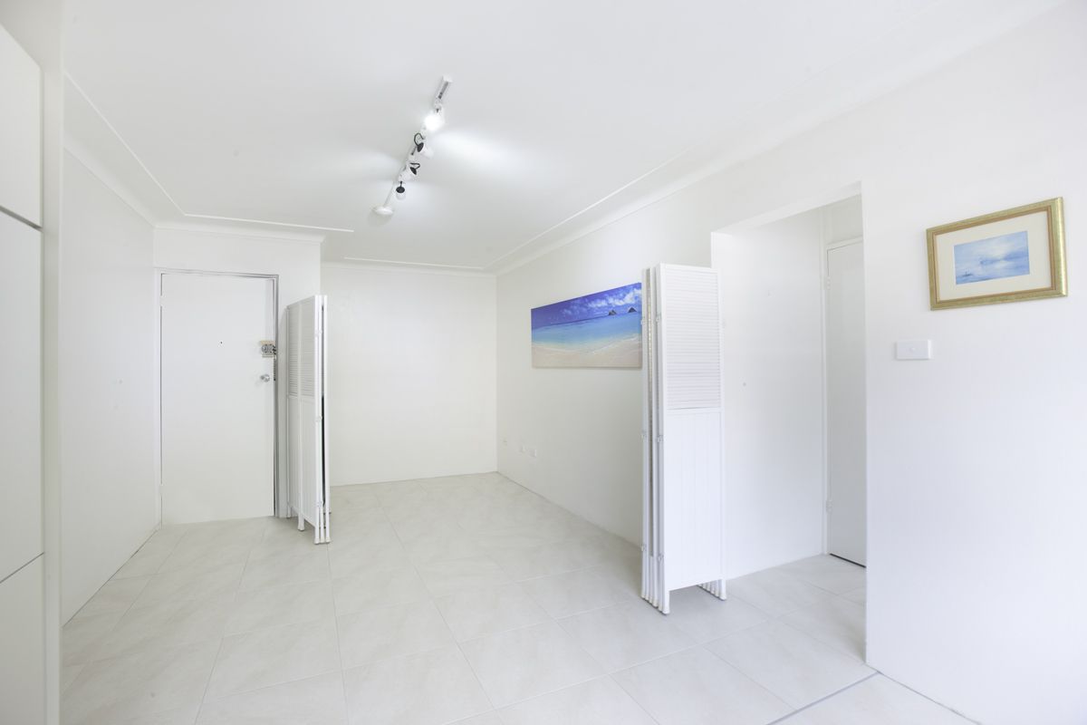 1 bedrooms Studio in 7/97 Oaks Avenue DEE WHY NSW, 2099
