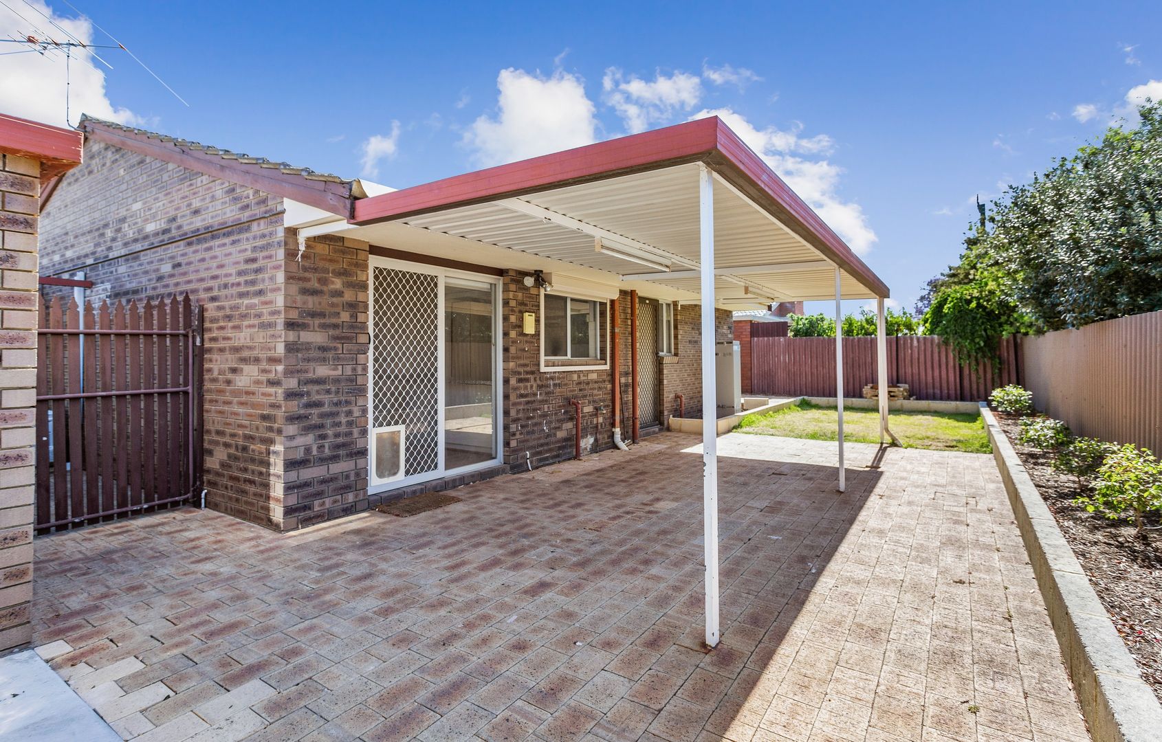 2/52 Ivanhoe Street, Bassendean WA 6054, Image 1