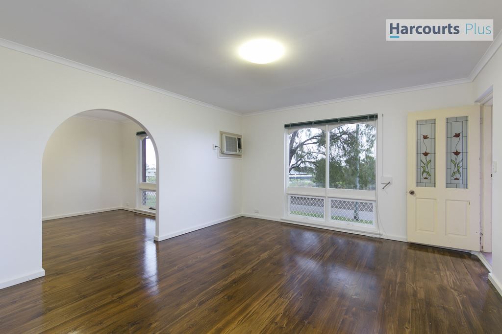 2/1A Falcon Avenue, Hallett Cove SA 5158, Image 2