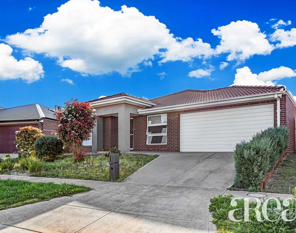 32 Clement Way, Melton South VIC 3338